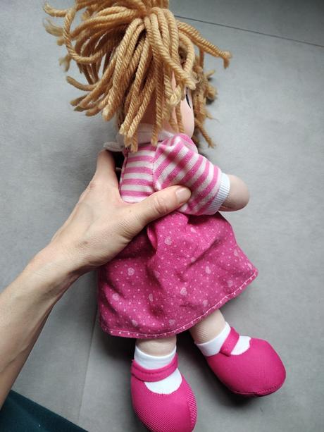 2 látkové mäkké bábiky, 