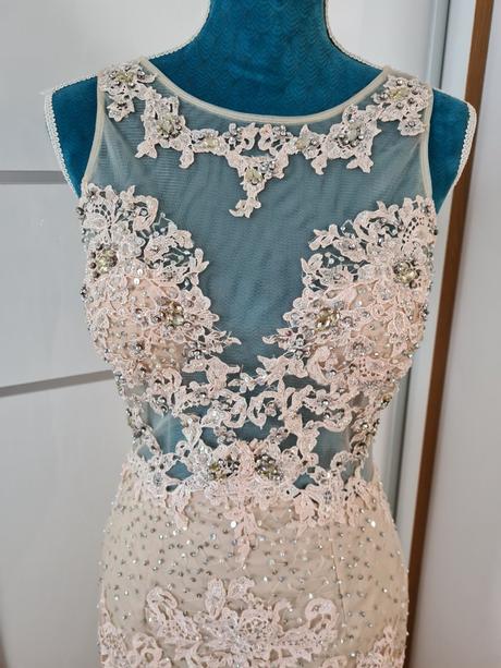 Luxusne nove spolocenske/svadobne saty vel.36, s