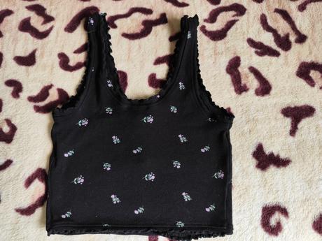 Priliehavé elastické crop tielko bershka, veľ. s,, bershka,s
