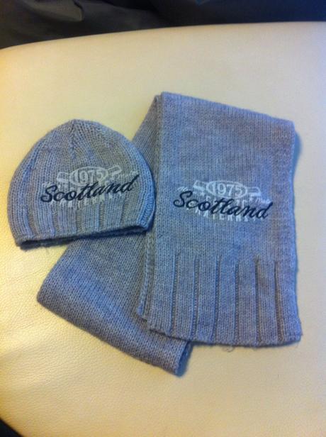 Čiapka a šál benetton 86, benetton,86