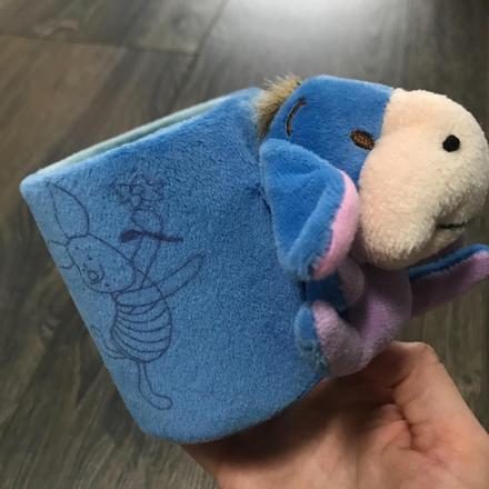 Plyšový hrnček somárik z macka pú,