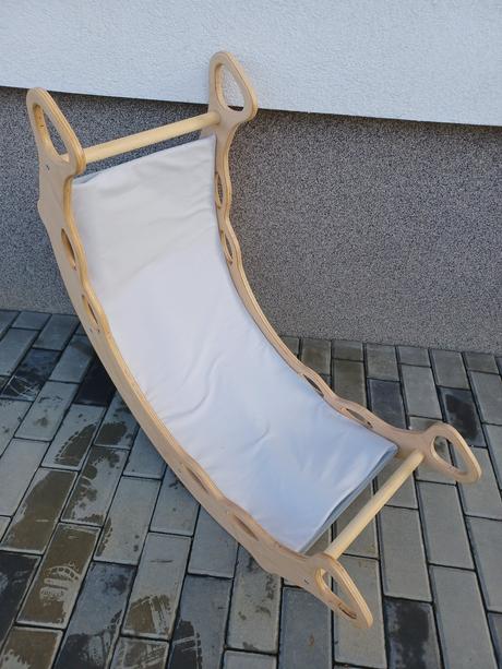 Montessori, hojdačka ihned,