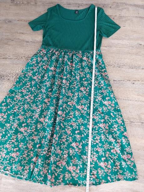 Zelené letné kvetinové šaty, l