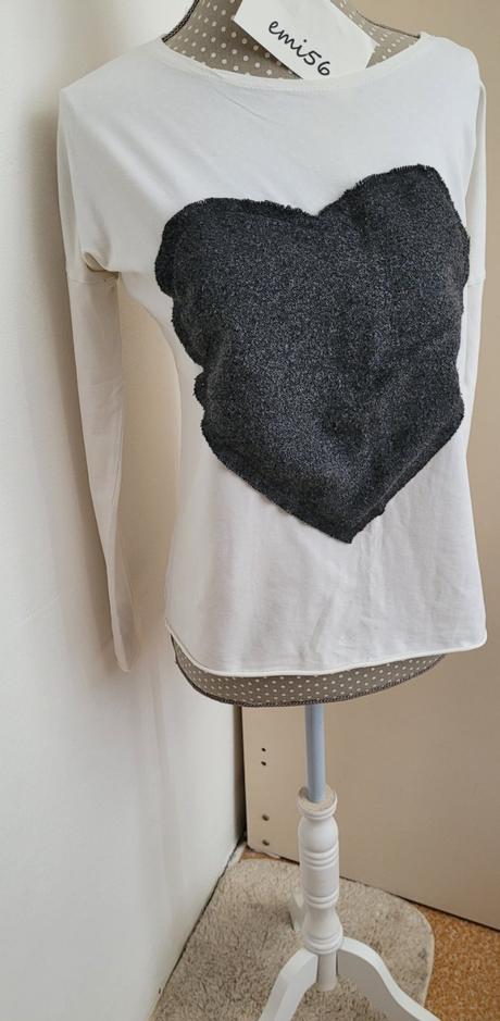 Biele tričko s aplikáciou, s