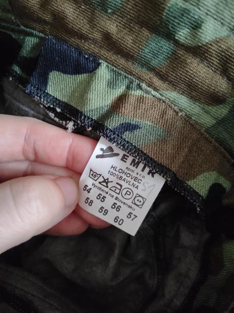 Maskačový klobúčik emir, 98