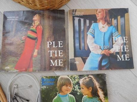 Retro potreby na štrikovanie, 