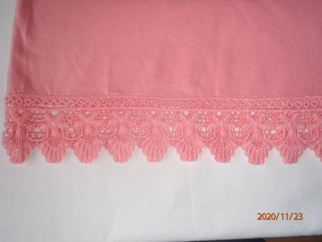 Tričko ružové s krajkou, 110