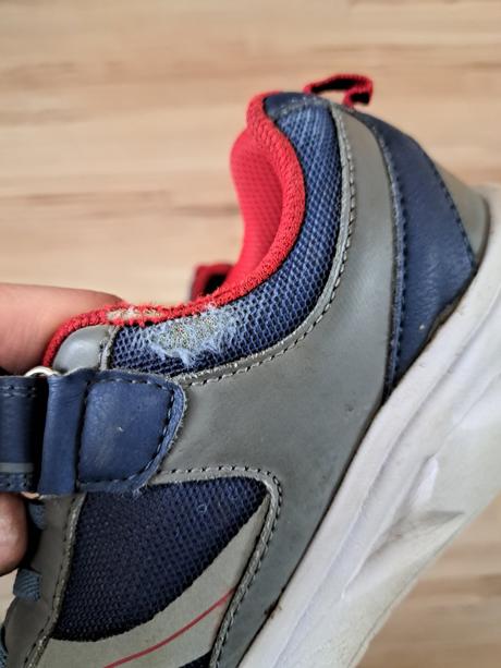 Darujem - tenisky, sprandi,34