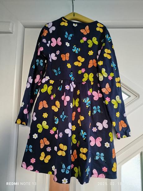 Krásne šaty, kugo,128