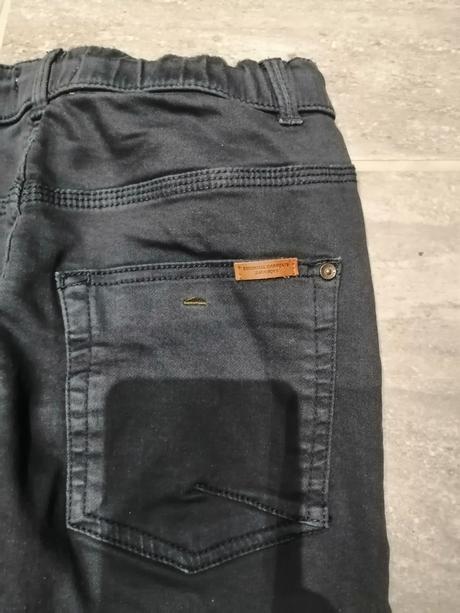 Elast. džínsy zara v128, 7-8r, zara,128