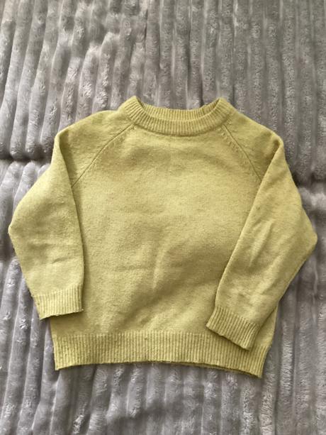 Zelený pulovrik, zara,122