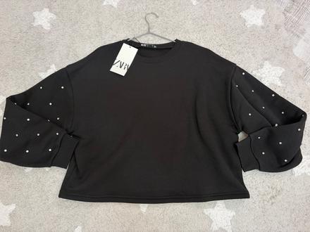 Čierna mikinka zara s kamienkami, zara,m / s
