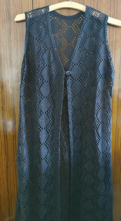 Dierkovaný svetrík, l