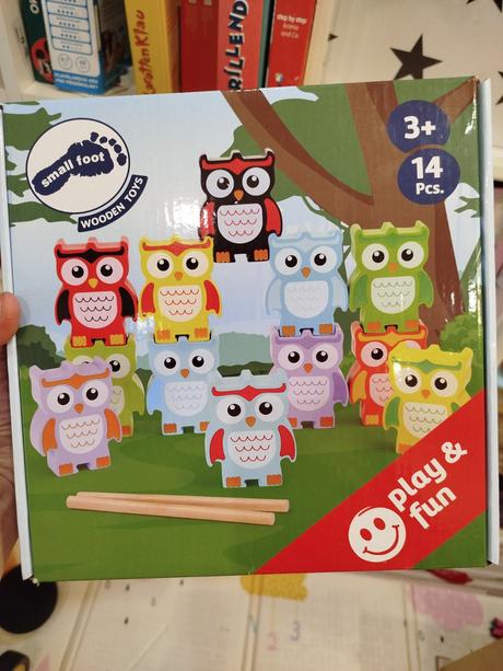 Pyramída zo sovičiek,