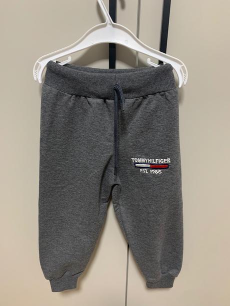 Sivá detská tepláková súprava, 98