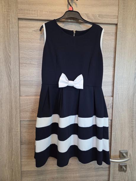 Slávnostné šatky, 158