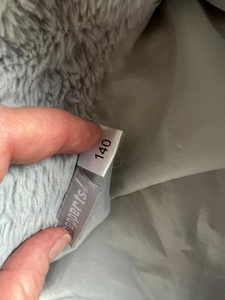 Dievcenska kozusinkova bundicka, pepperts,140