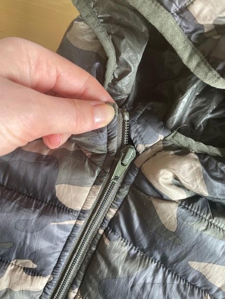 Prechodna benetton bunda - velkost 120/7-8 rokov, benetton,122