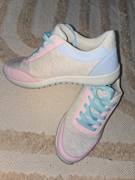 Tenisky vel.36+ gumaky, skechers,36