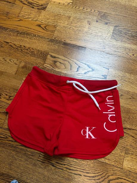 Kratasy, calvin klein,s