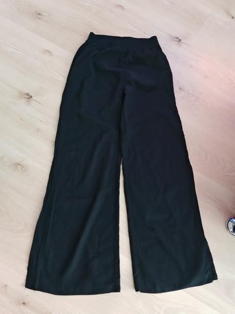 Lahke bavlnene nohavice na boku razporku, 