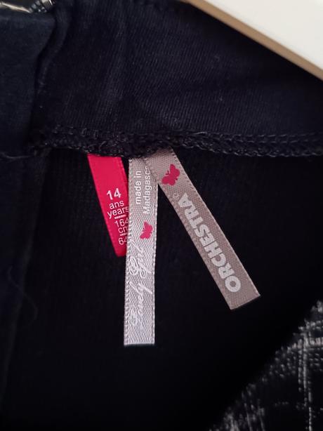 Dievčenské šaty orchestra, 164