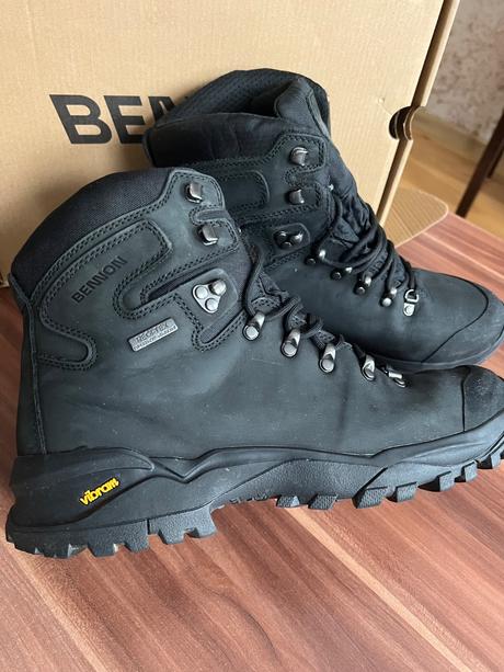 Topánky pánske zn. bennon, 46