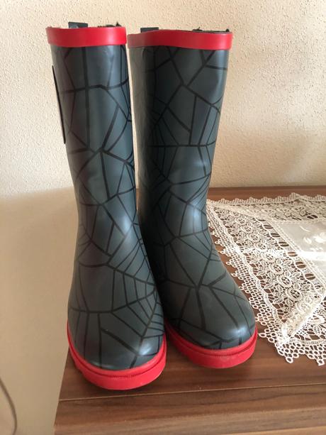 Spiderman gumaky, george,34