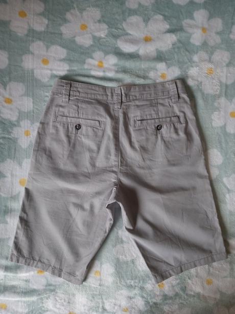 Chinos kraťasy, 36