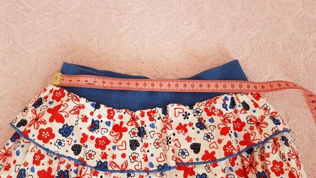 Dievčenská suknička a blúzočka, 110