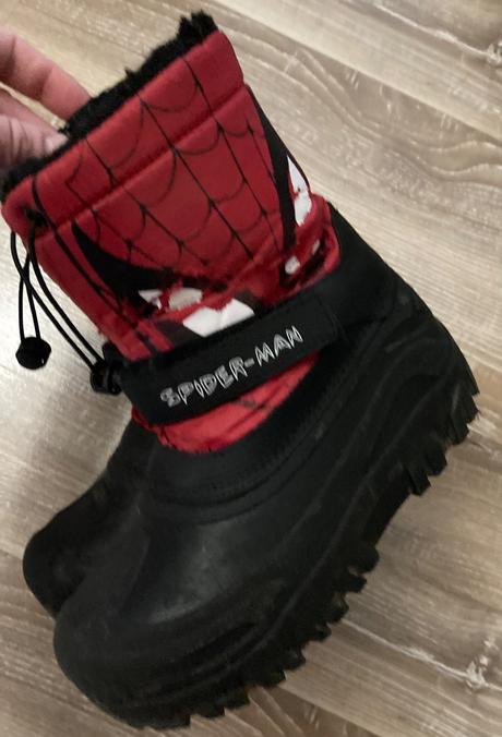 Snehule spiderman, marvel,30