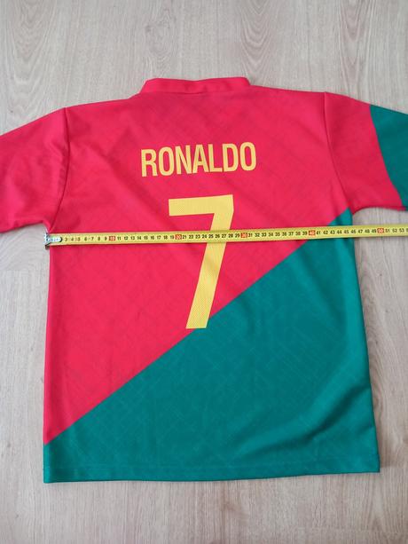 Futbalový dres ronaldo, 152