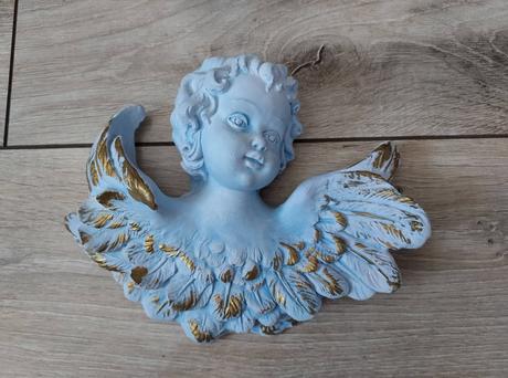 Sadrový anjelik na stenu, 