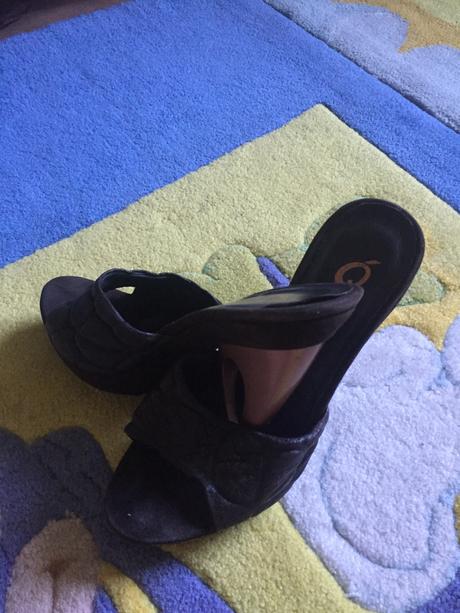 Krásne kožené vsuvky, 36