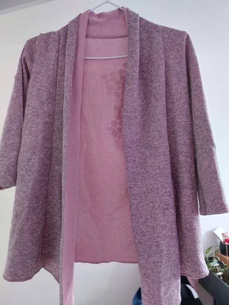 Dievčenský asymetrický kardigán, 128