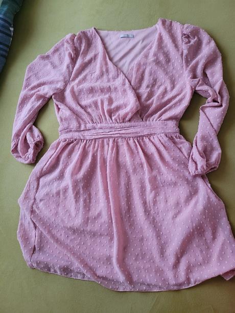 Spoločenské šaty, 42