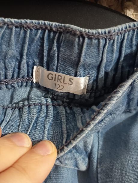 Tenké voľné džínsy, pepco,122