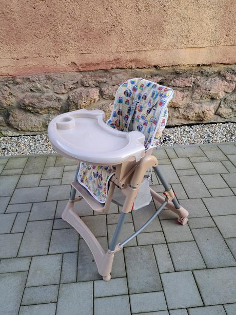 Detská jedálenská stolička, 