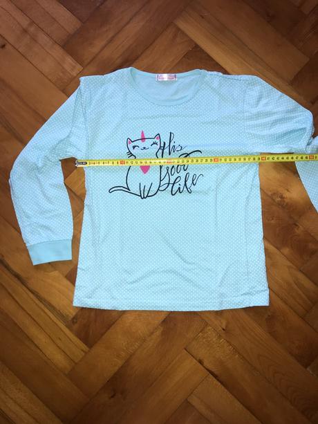 Dievčenské pyžamo s mačičkami, 146