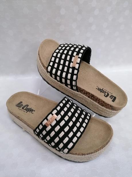 Dámske šľapky lee cooper 25-35-3505 z+b, lee cooper,36 - 41