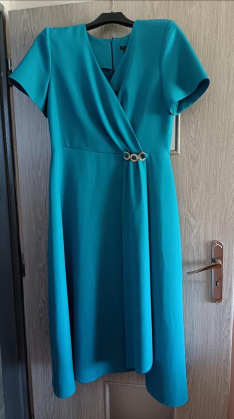 Elegantné šaty, 44