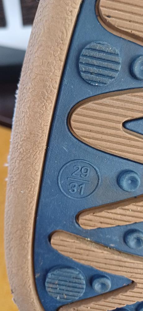 Dievčenské snehule, 30