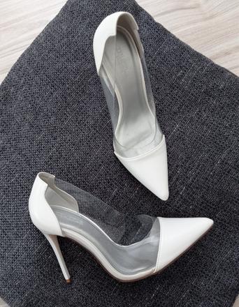 Lodičky s priesvitnými detailami, 40