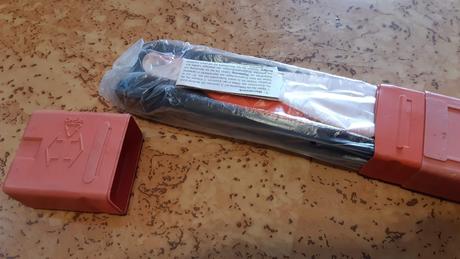 Predám trojuholník do auta., 