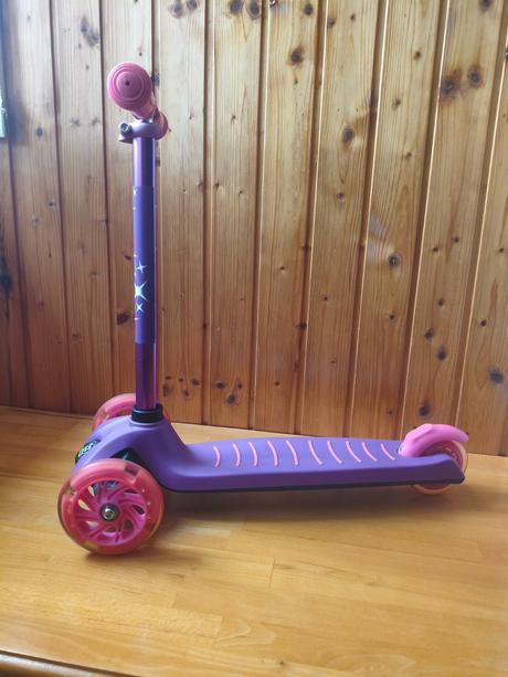 Kolobežka s 3 kolesami playtive, 