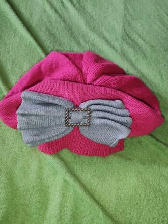 Baretka s ligotavou maslou,