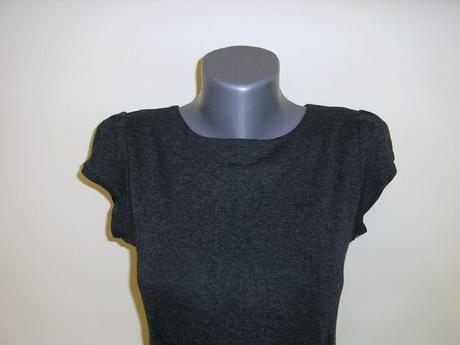 Úpletové šaty - bezchybný stav, s