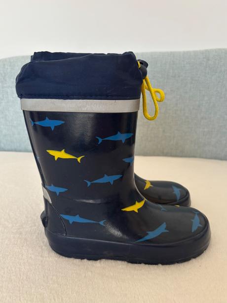 Gumové čižmy tchibo s motívom žralokov, 28