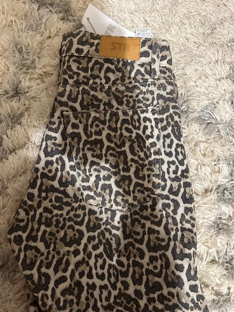 Rovne rifle leopardi vzor, stradivarius,xs