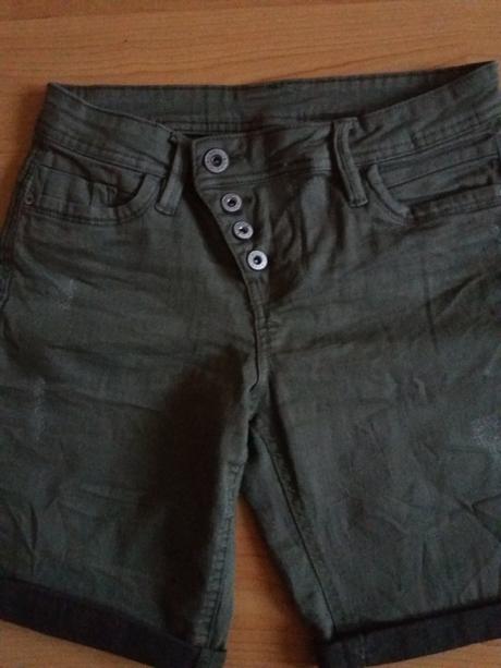 Šortky, takko,36